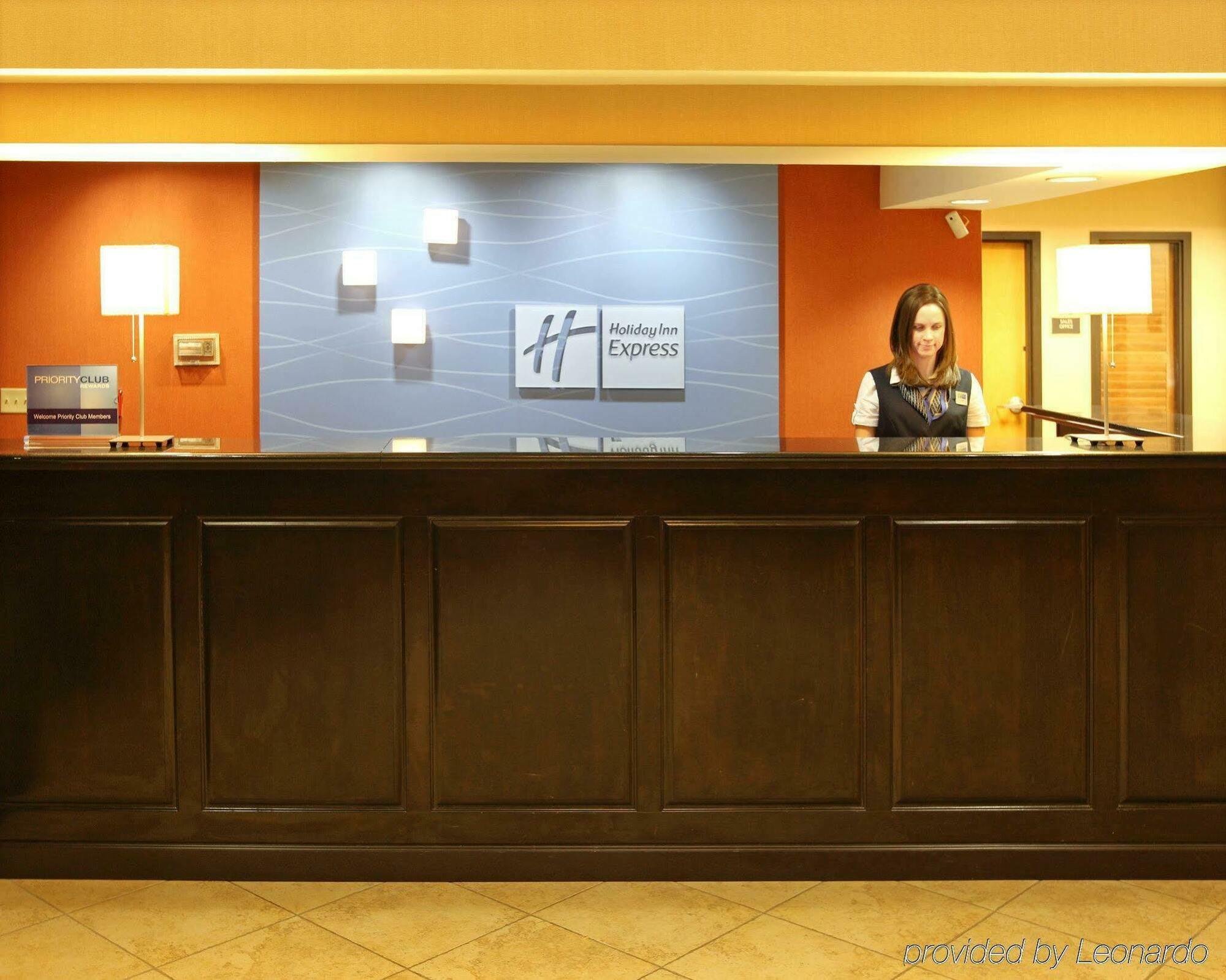 Holiday Inn Express Tyler South By Ihg Exterior photo